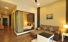 Cameron Nova Highlands Resort I